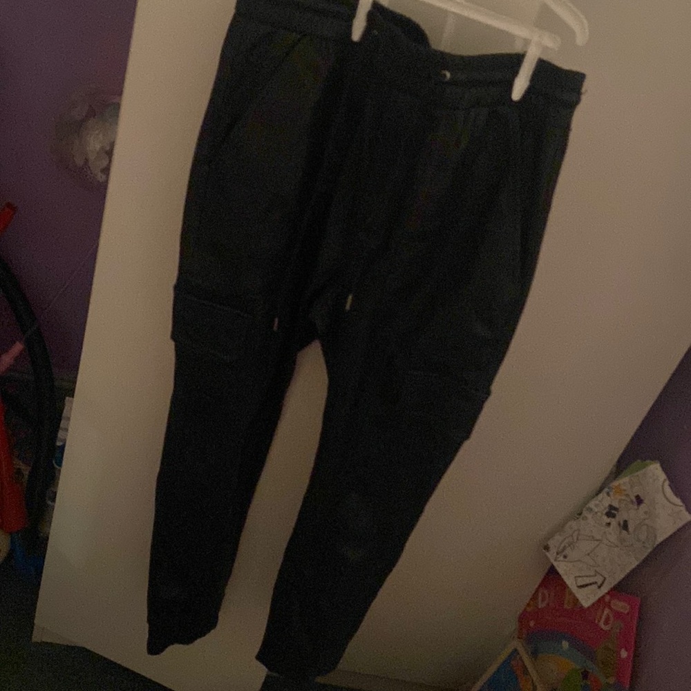 Black leather jogger by Zara in size medium , with drawstring waist.